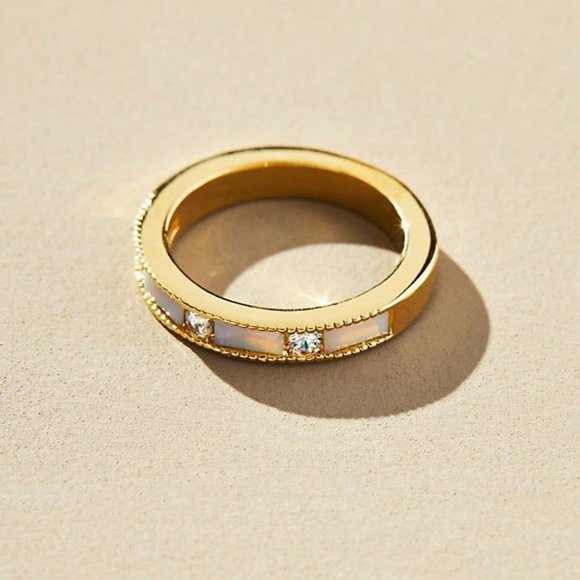 Anthropologie Jewelry - Anthropologie Flat Stone Pattern Ring in Ivory Sz 7 NWT